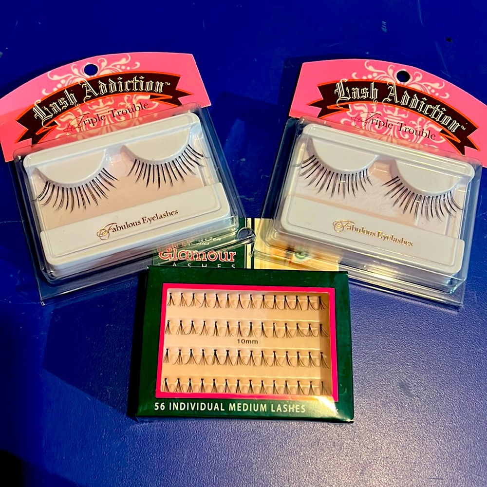 2 Pairs of Dramatic Lashes ‘Triple Trouble’  & 1 Box of 10mm Individual Lashes
